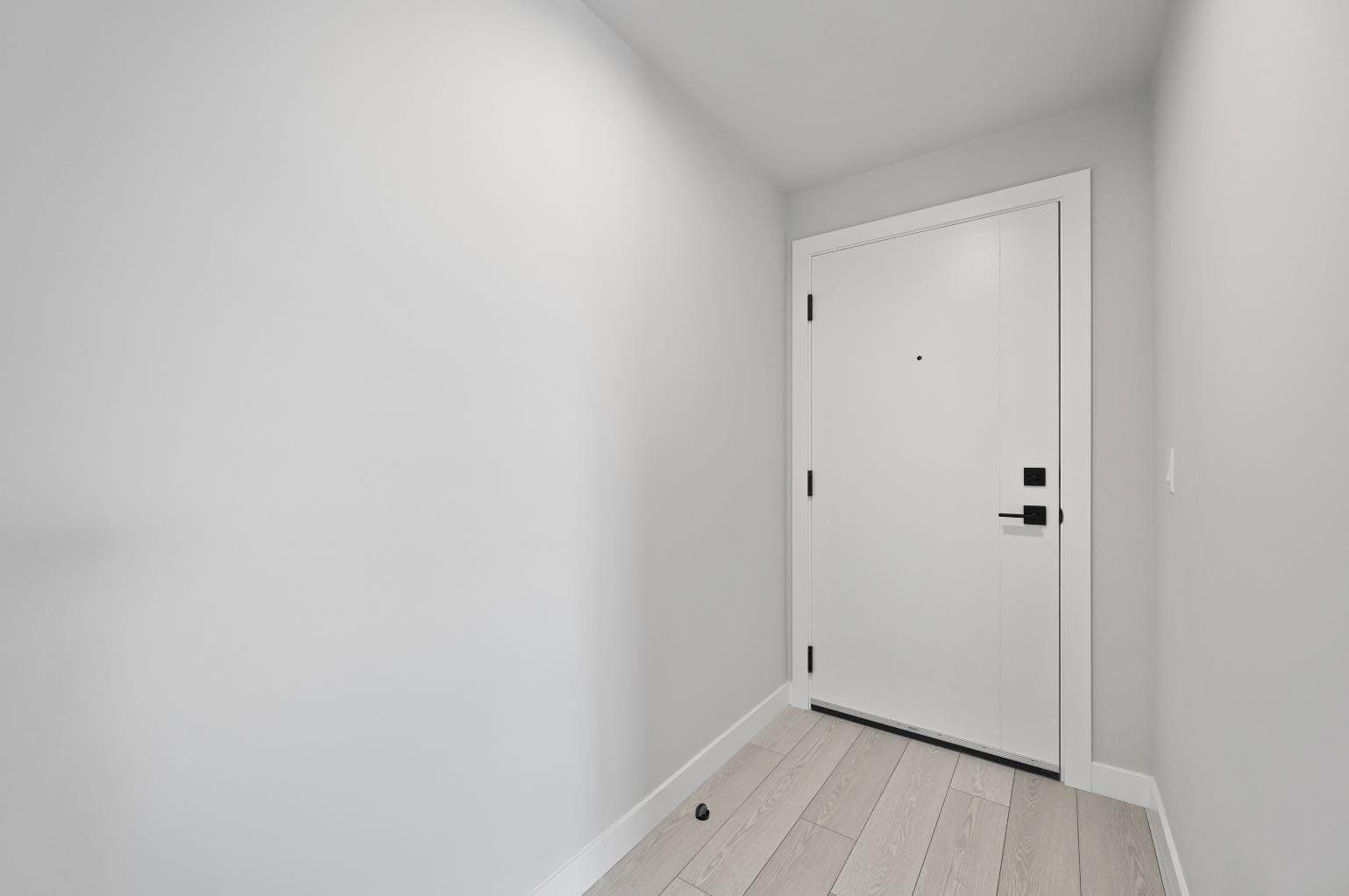 841, 110 18A Street NW — photo 3