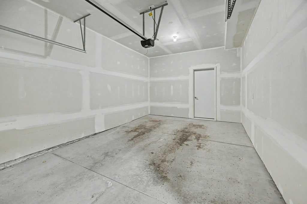 142 Sovereign Common SW — photo 4