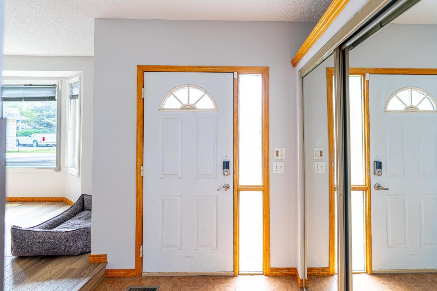 70 Elizabeth Way SE — photo 5