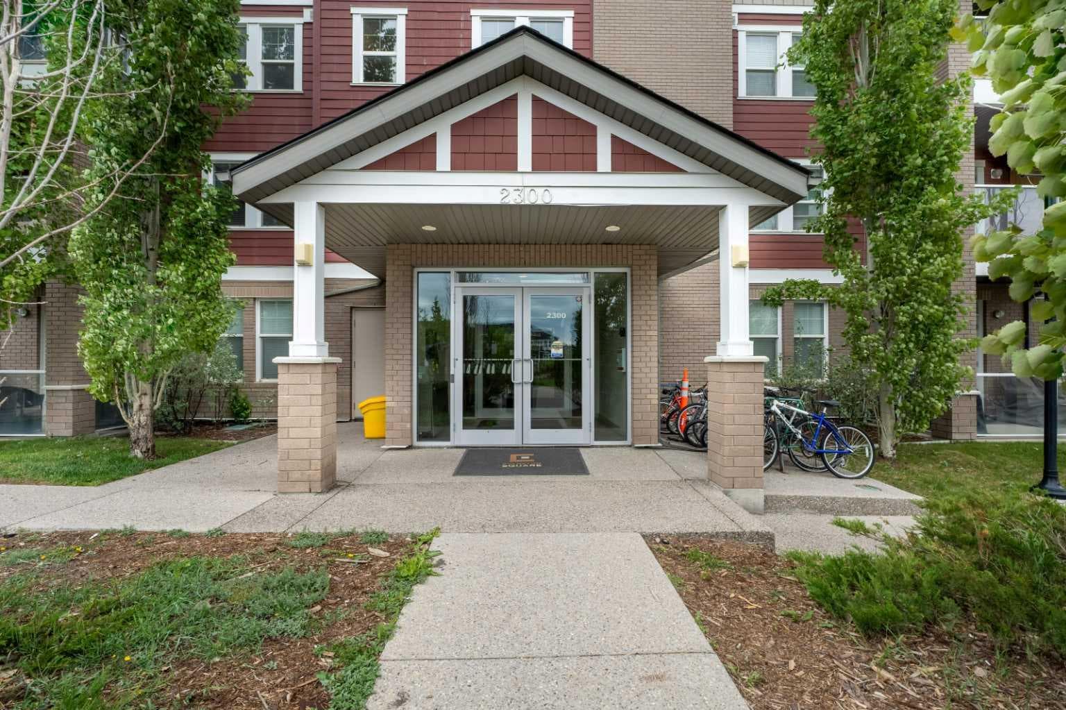 408, 2300 Evanston Square NW — photo 3