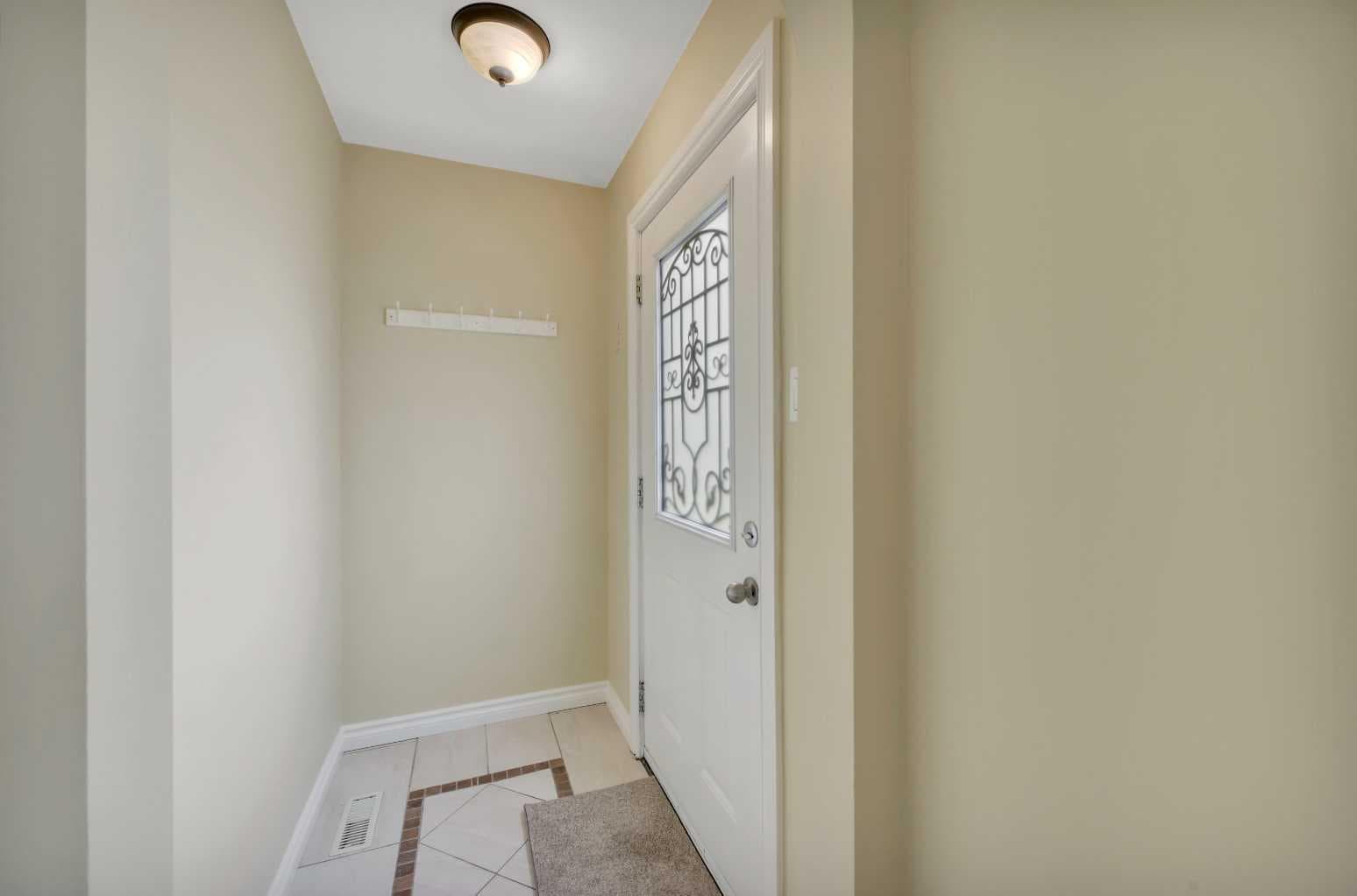 4030 51A Street — photo 4