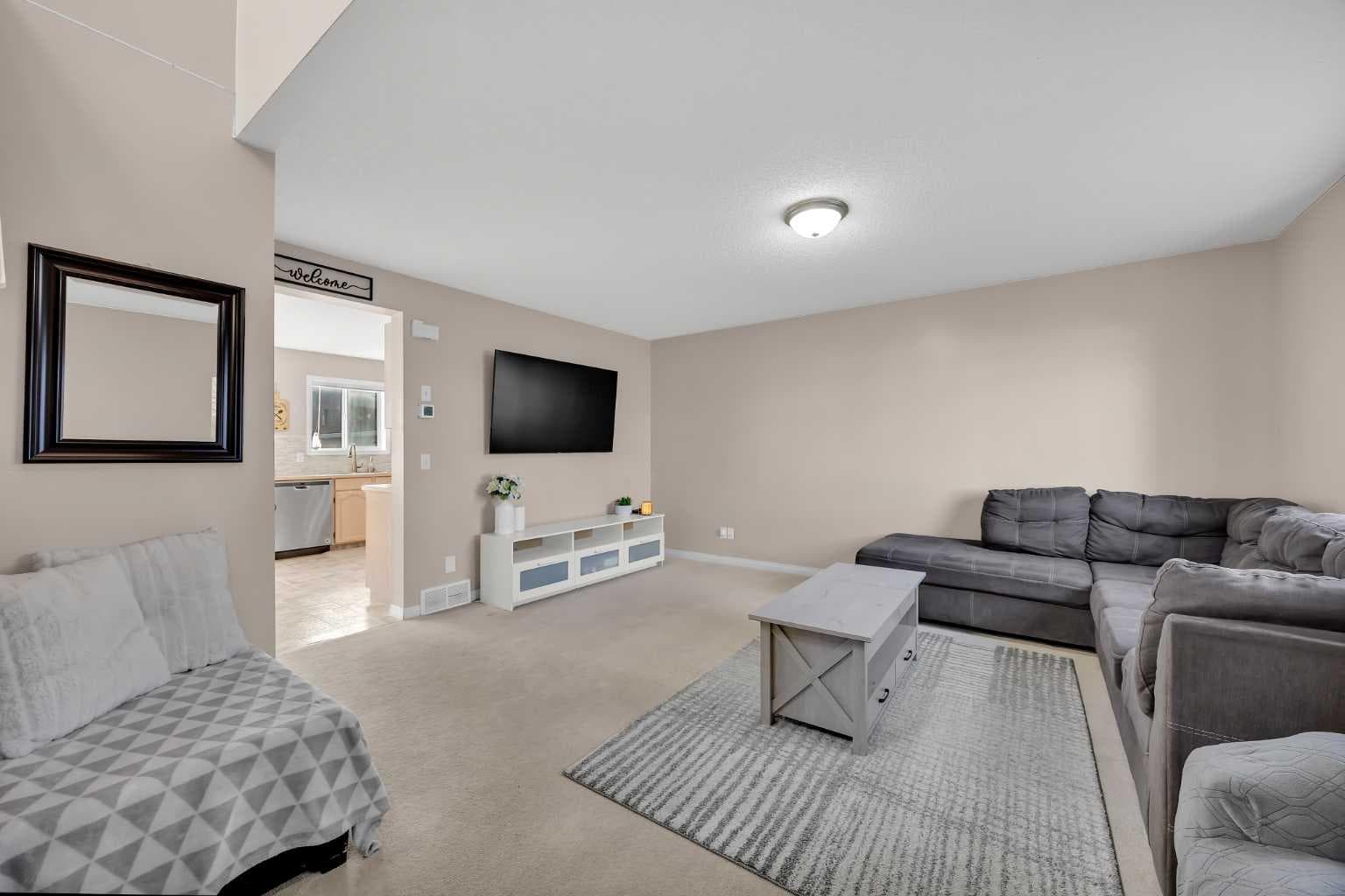 26 Saddlemead Close NE — photo 5