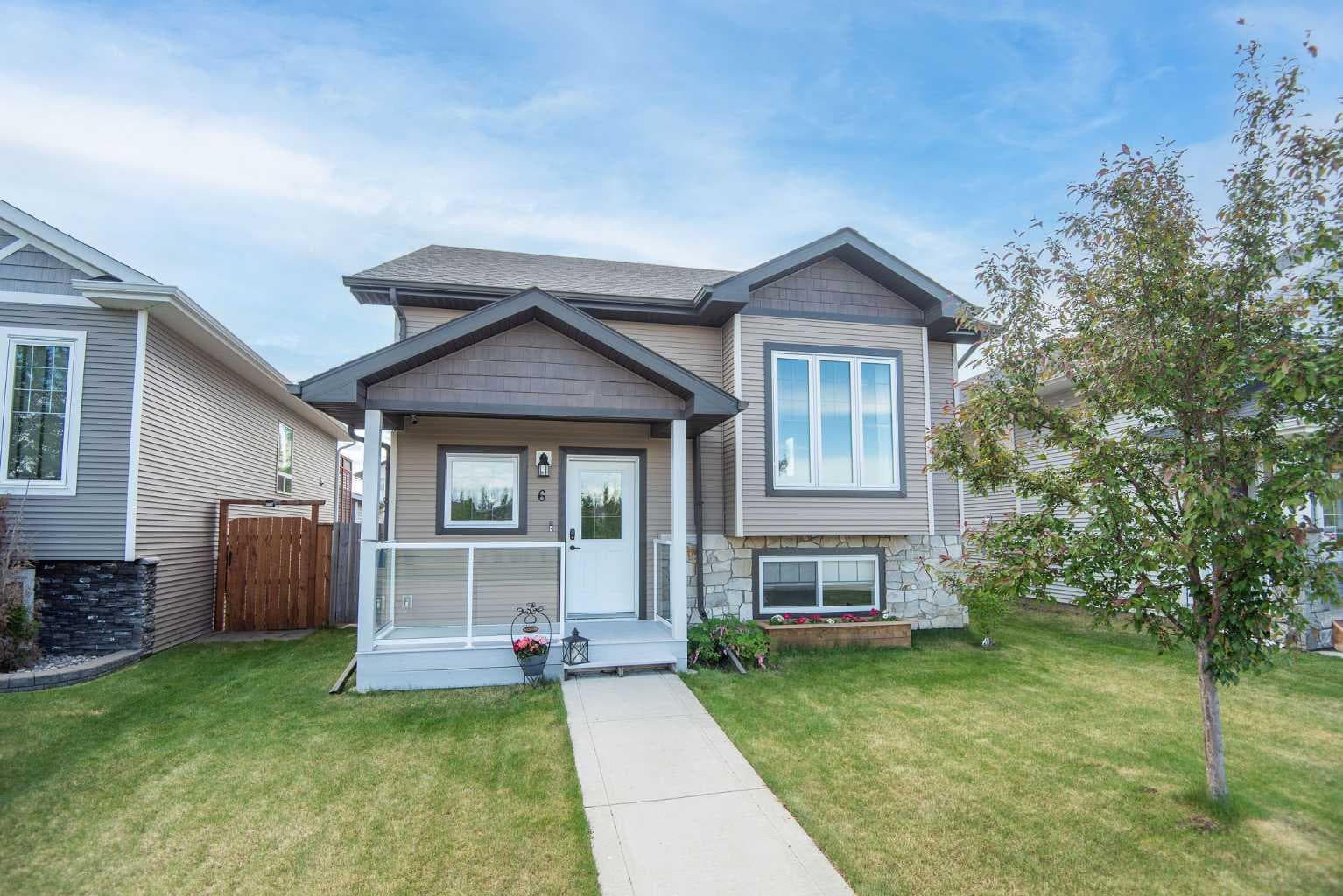 Detached in Clearview Extension