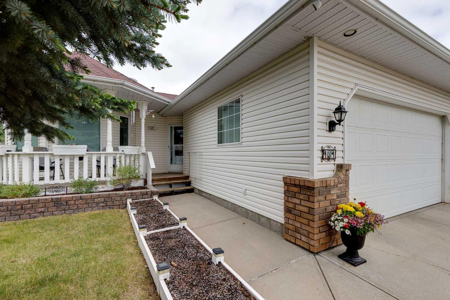 131 Cambria Road — photo 3
