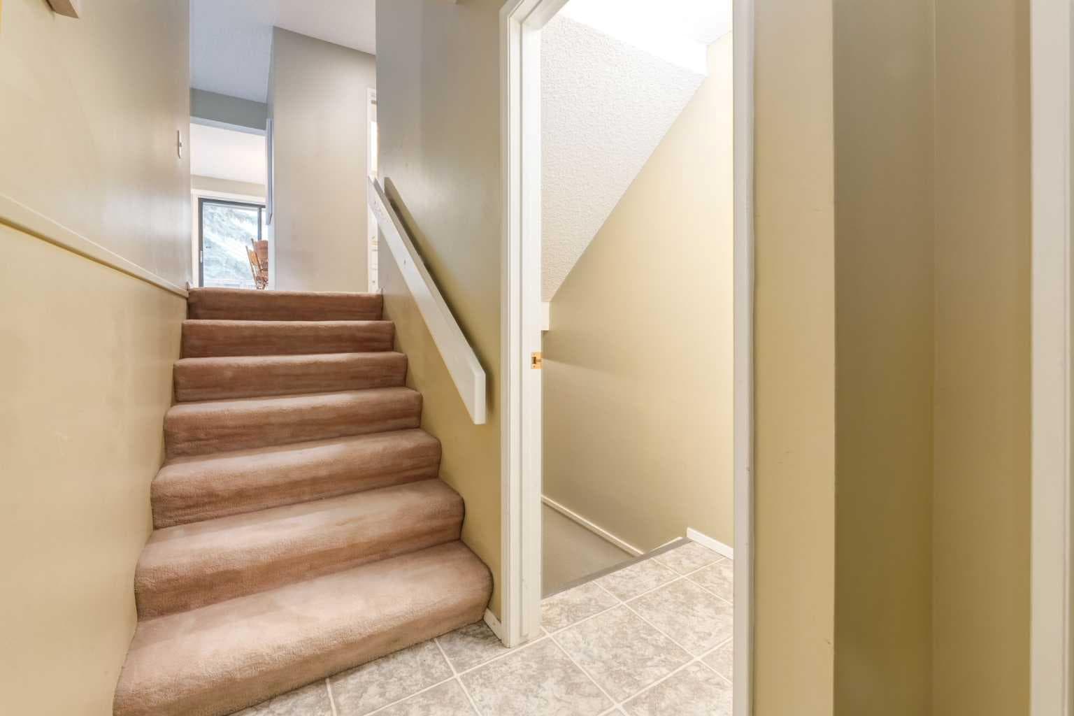 10, 3302 50 Street NW — photo 3