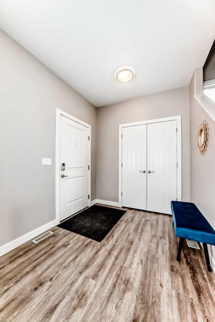 14 Aurora Heights Boulevard — photo 2