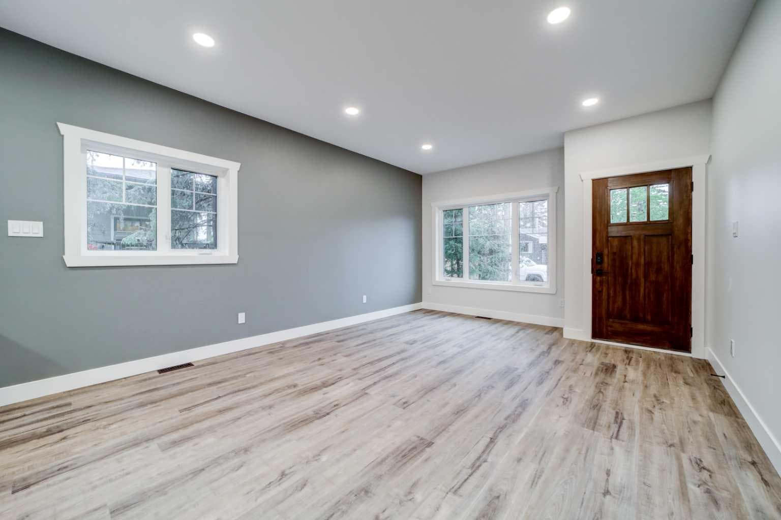 1175 James Avenue — photo 3