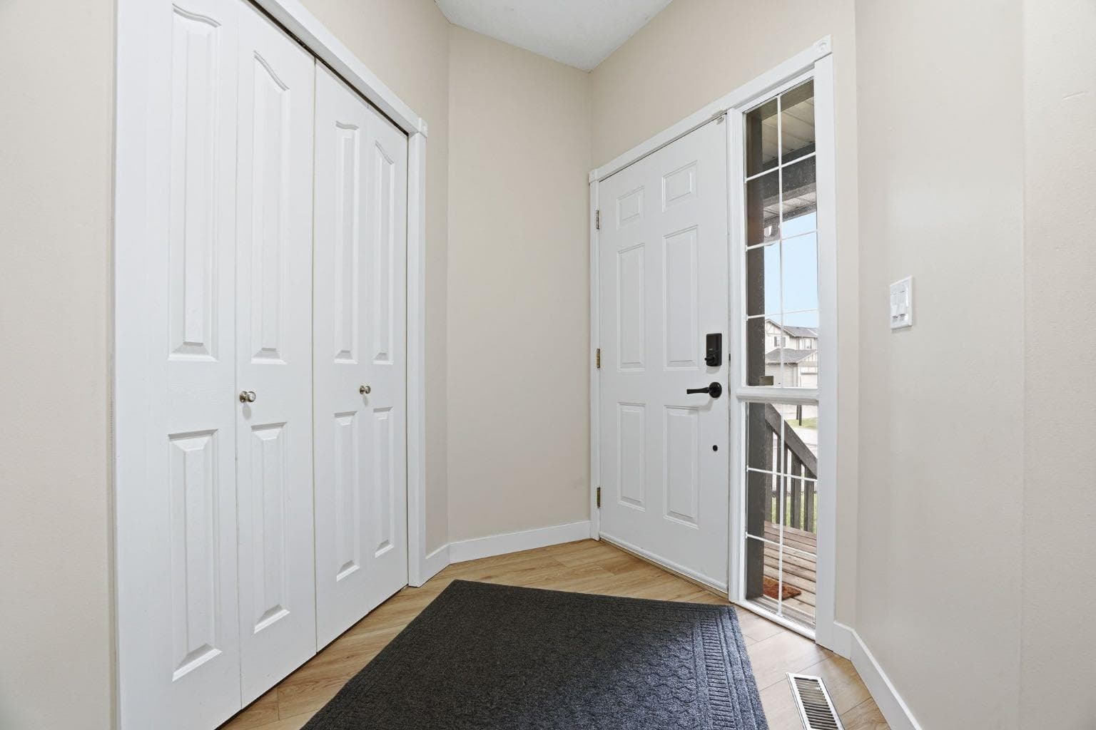 905, 720 Willowbrook Road NW — photo 5