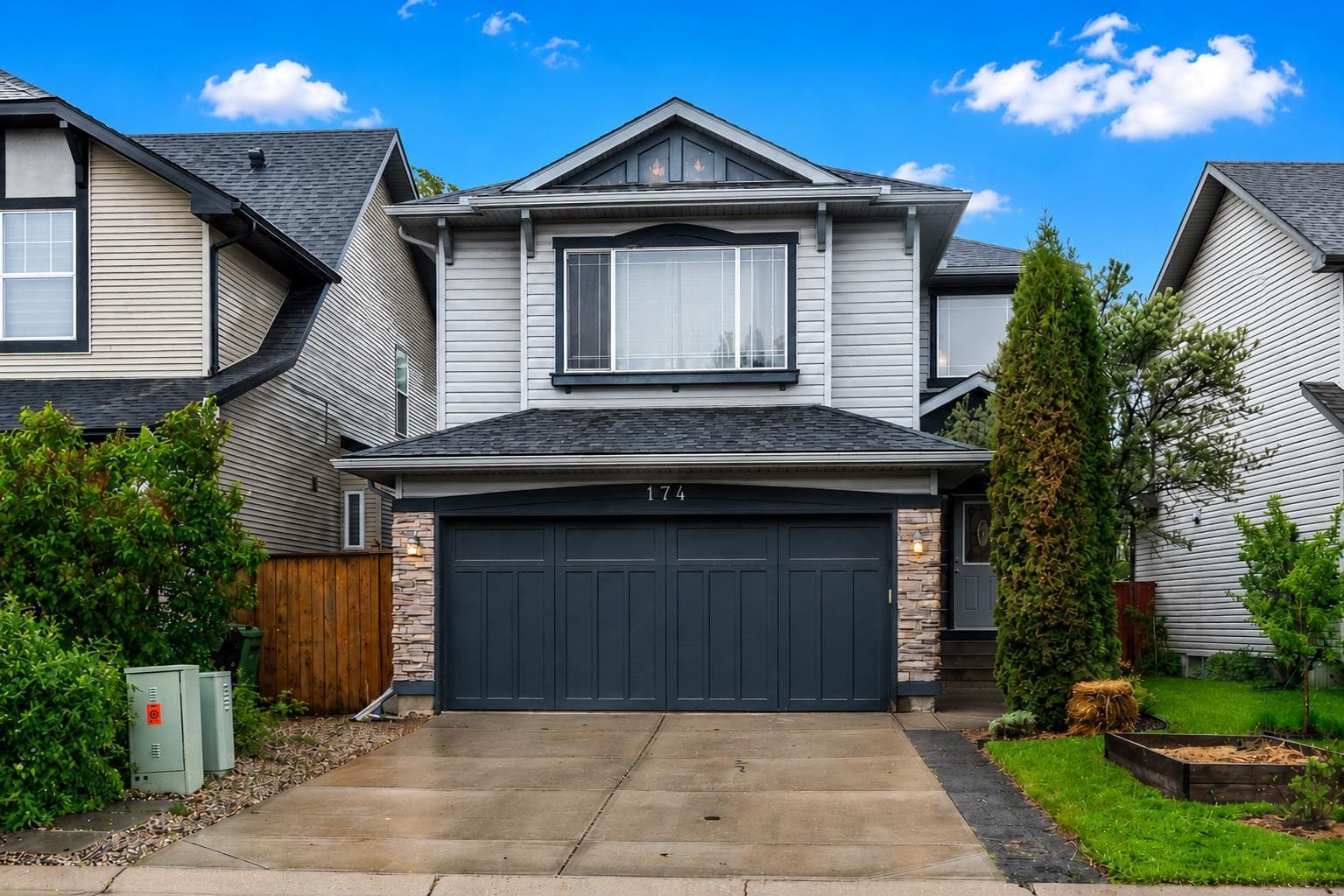 174 Brightondale Crescent SE — photo 1