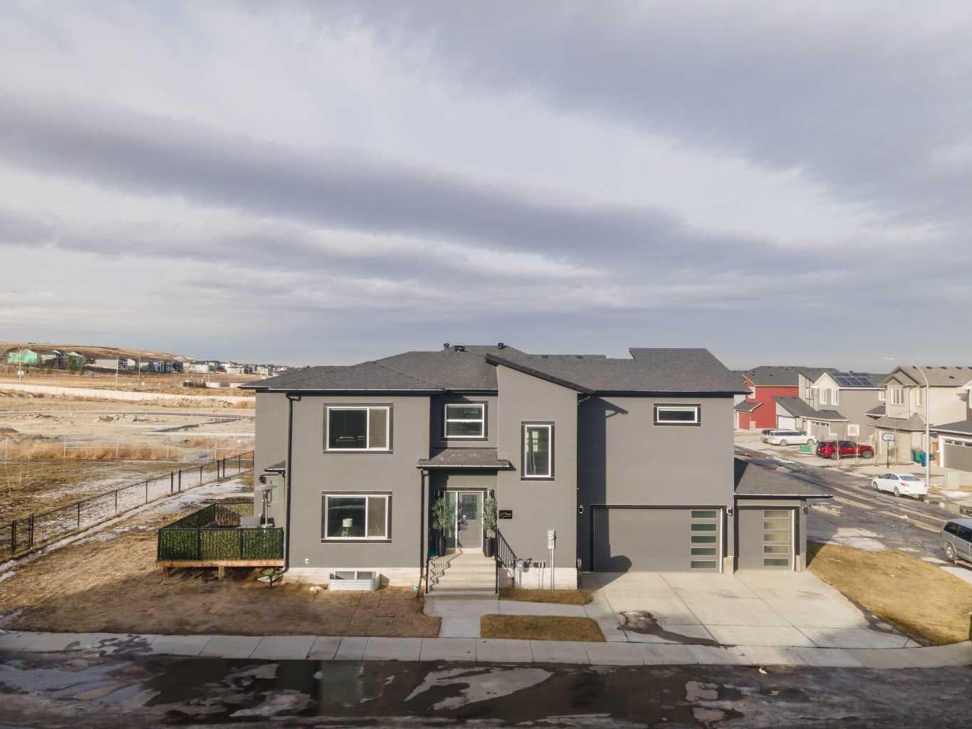 97 Baysprings Gardens SW — photo 3
