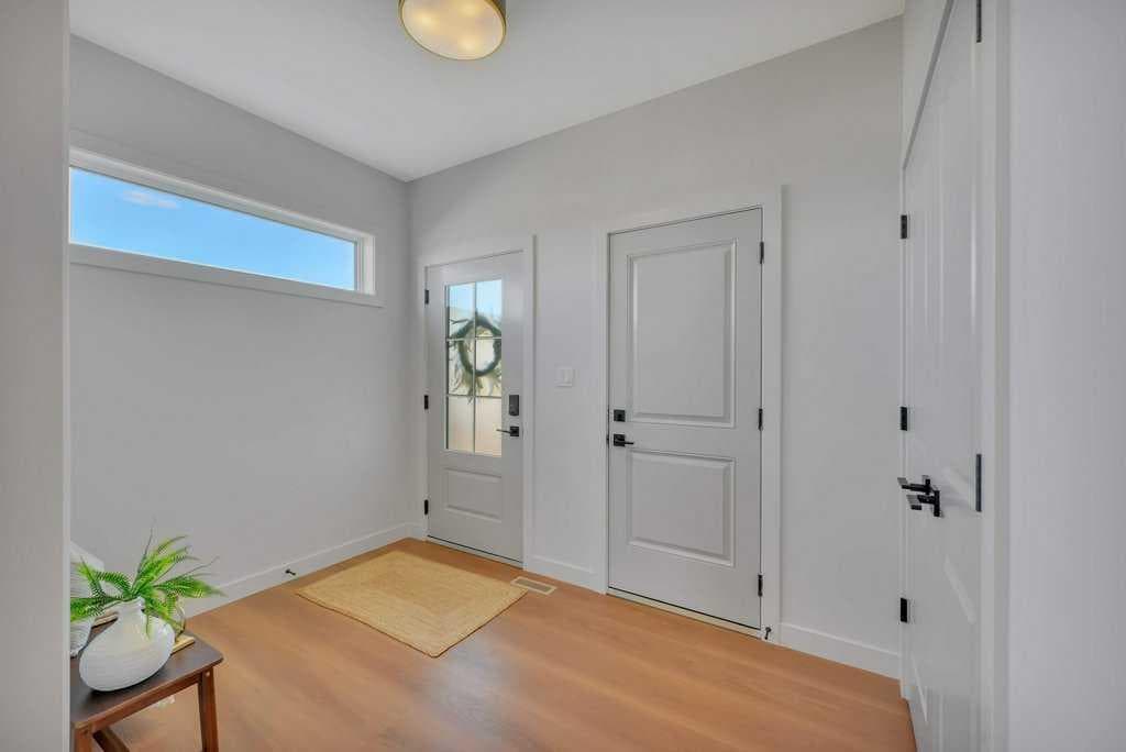 7 Vincent Gate — photo 3