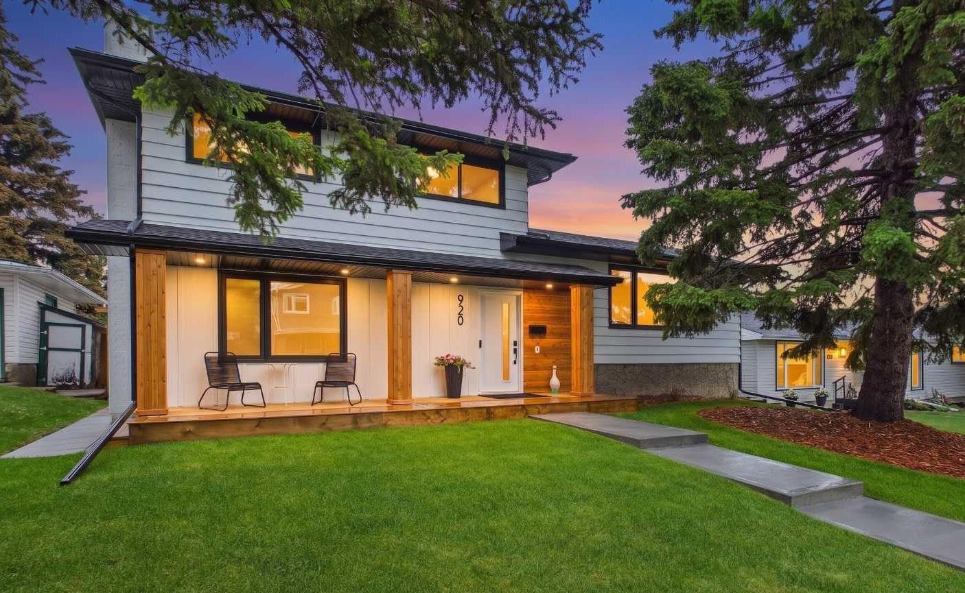 920 Cantabrian Drive SW — photo 1
