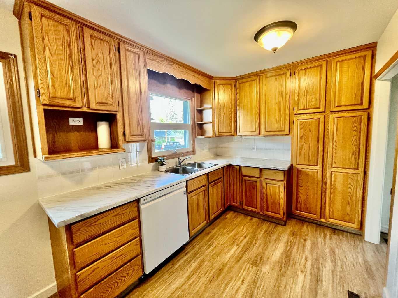 223 Allison Street — photo 5
