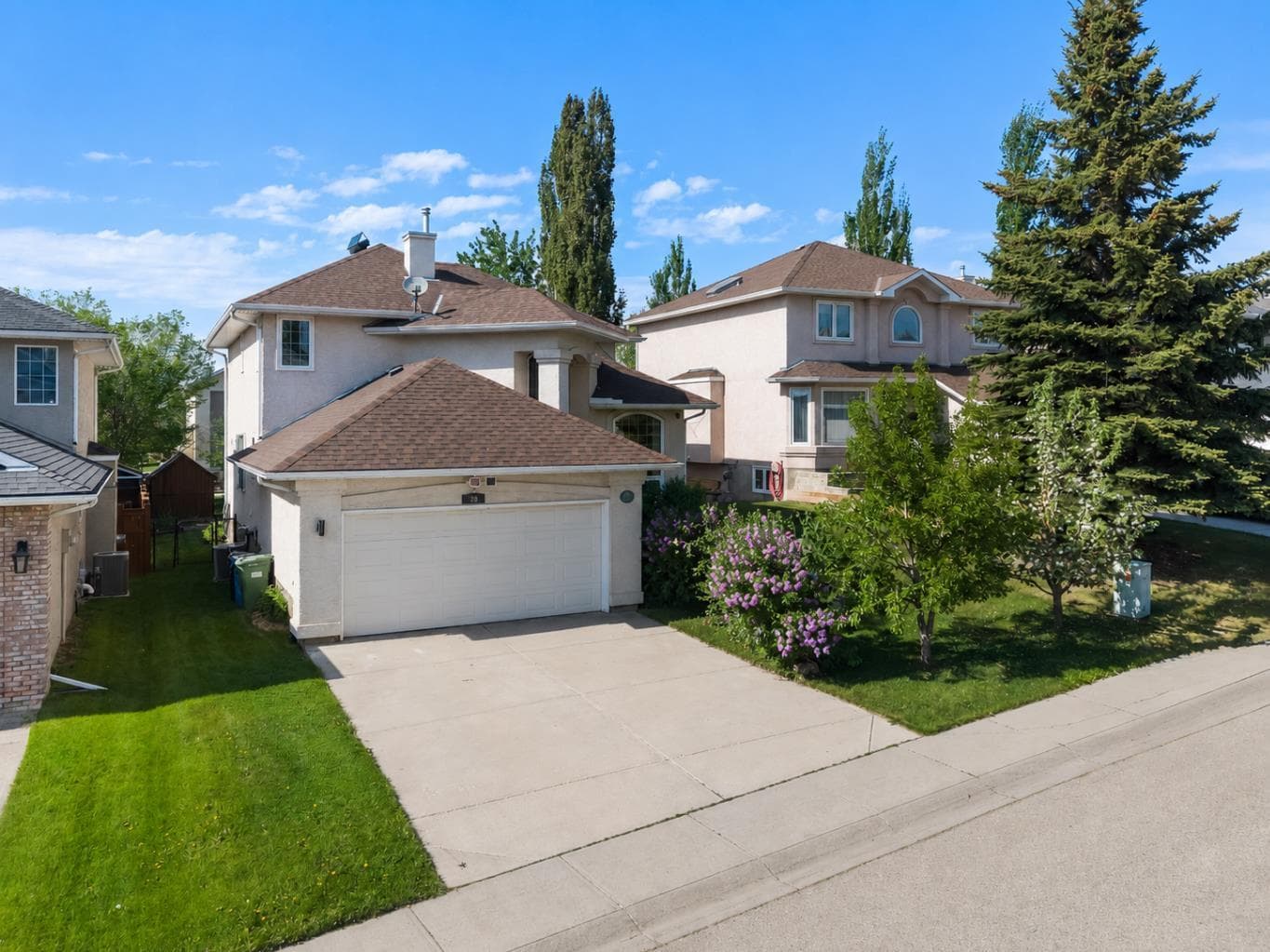 28 Mt Norquay Gate SE — photo 1