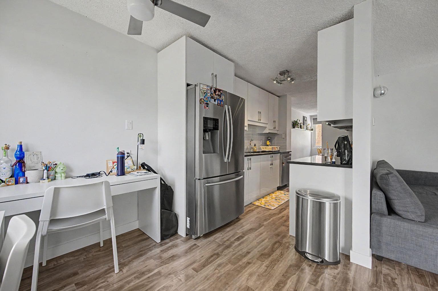 4405 33 Avenue SW — photo 4