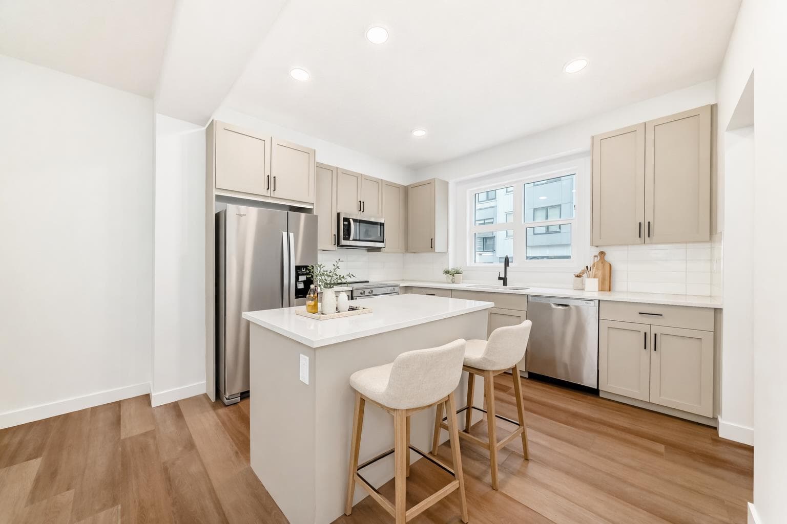 103 Osprey Hill Point SW — photo 3
