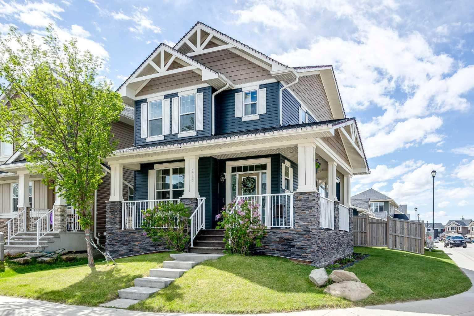 1765 Baywater Road SW — photo 1