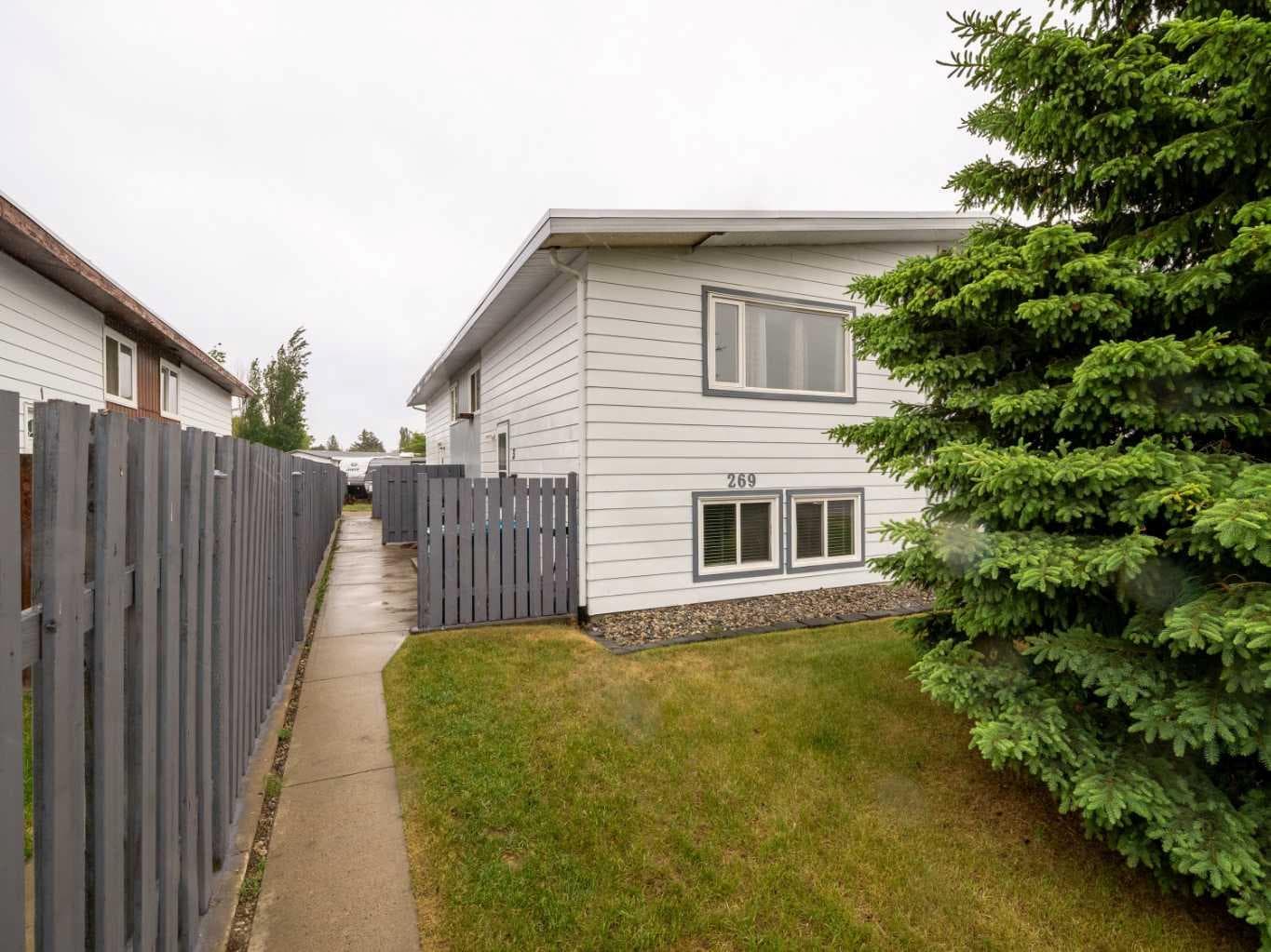 3, 269 Laval Boulevard W — photo 1
