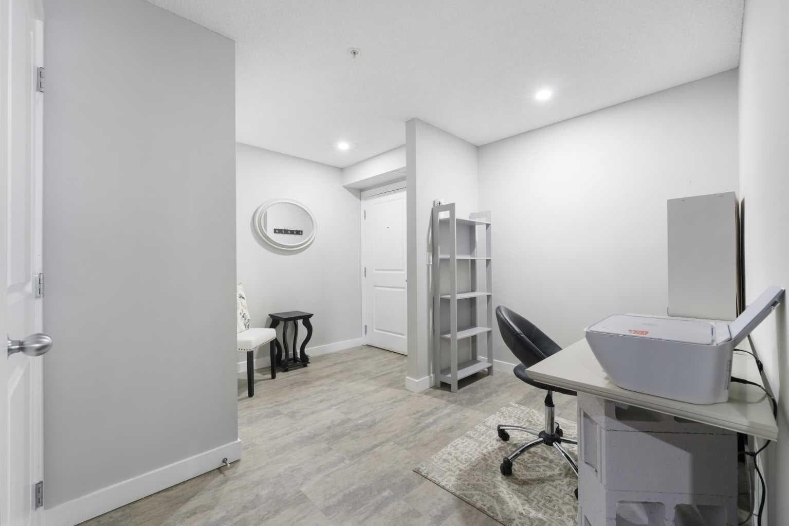 1219, 625 Glenbow Drive — photo 4
