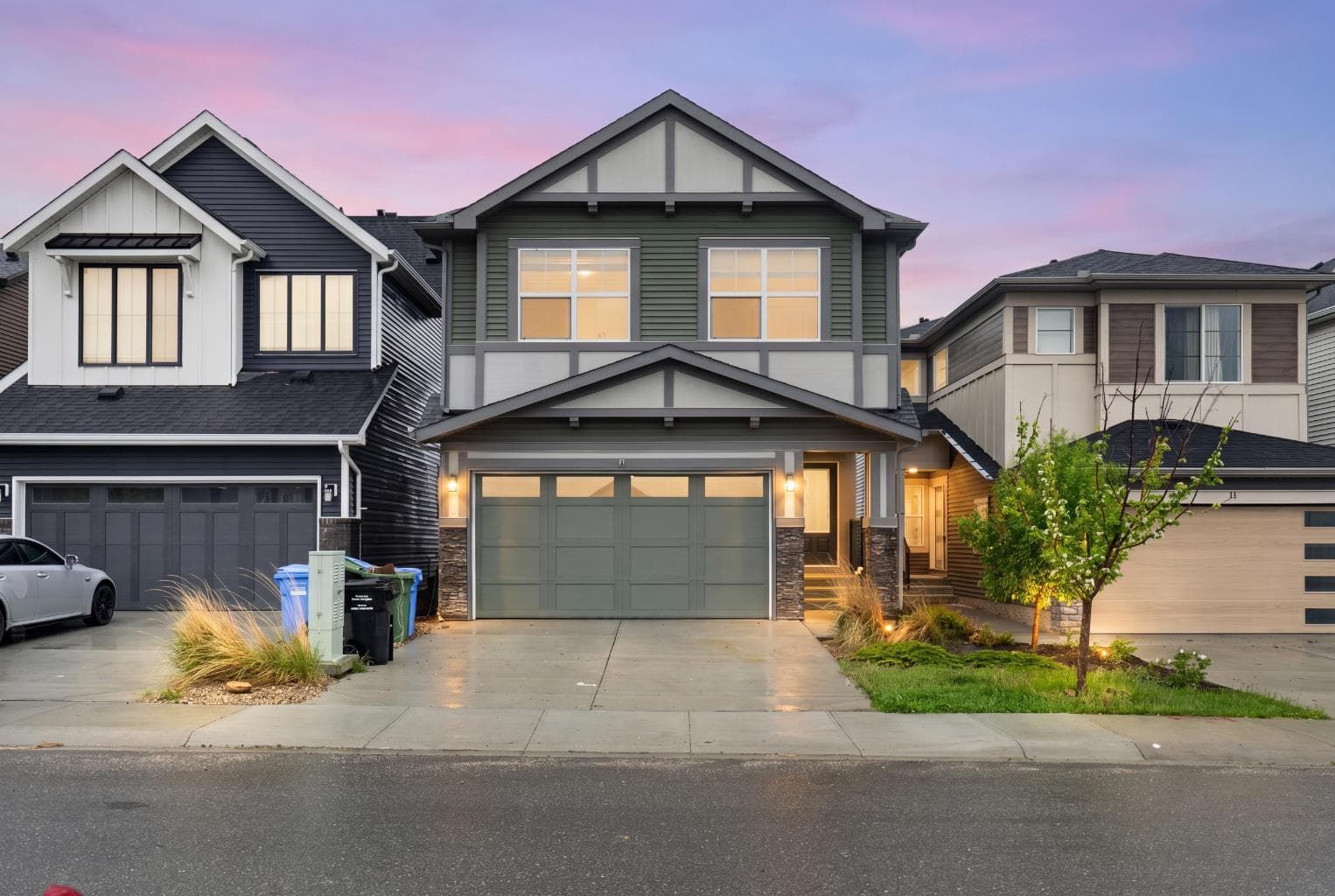 15 Homestead Close NE — photo 1