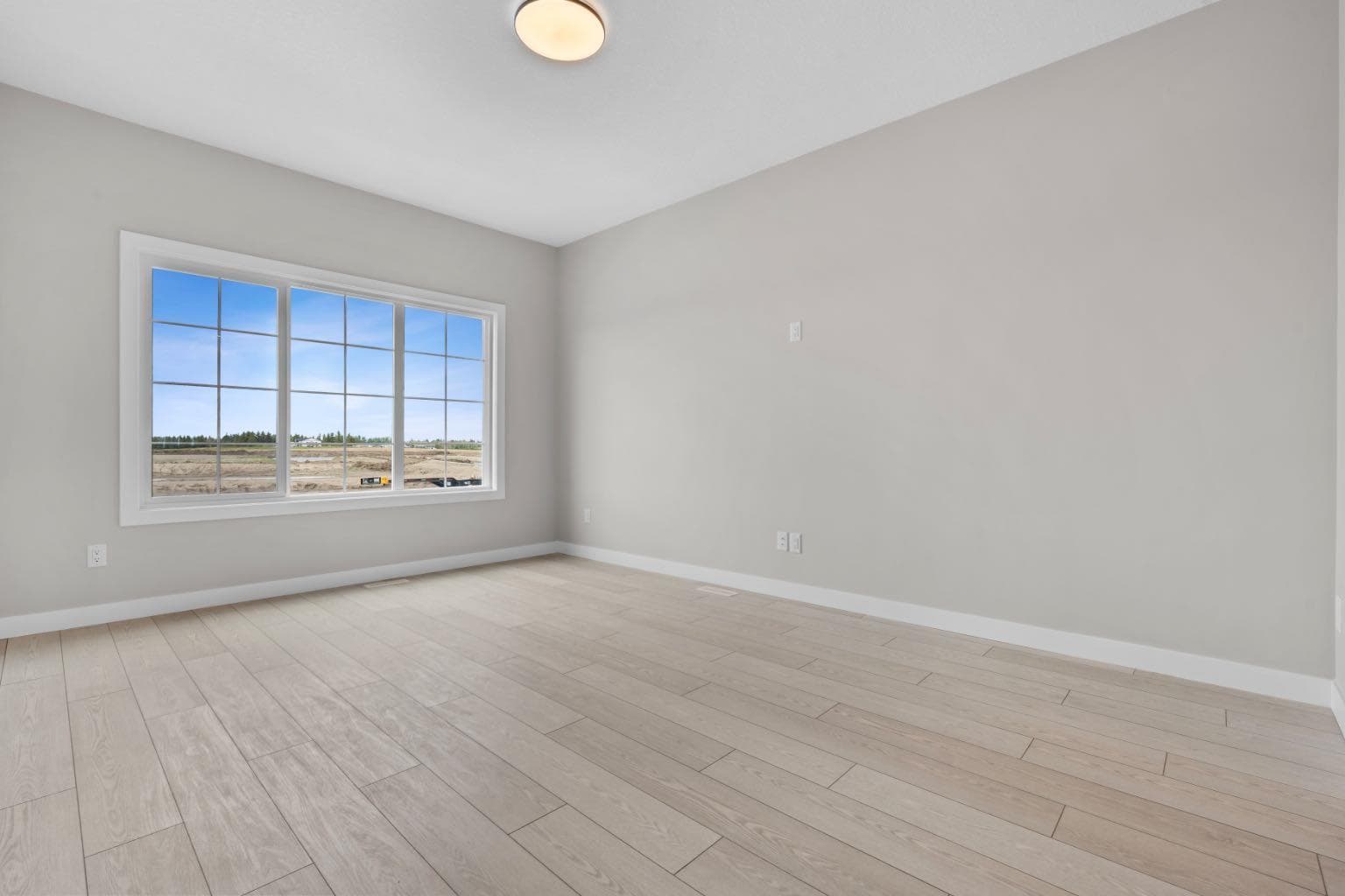 9989 Huxbury Drive NE — photo 3