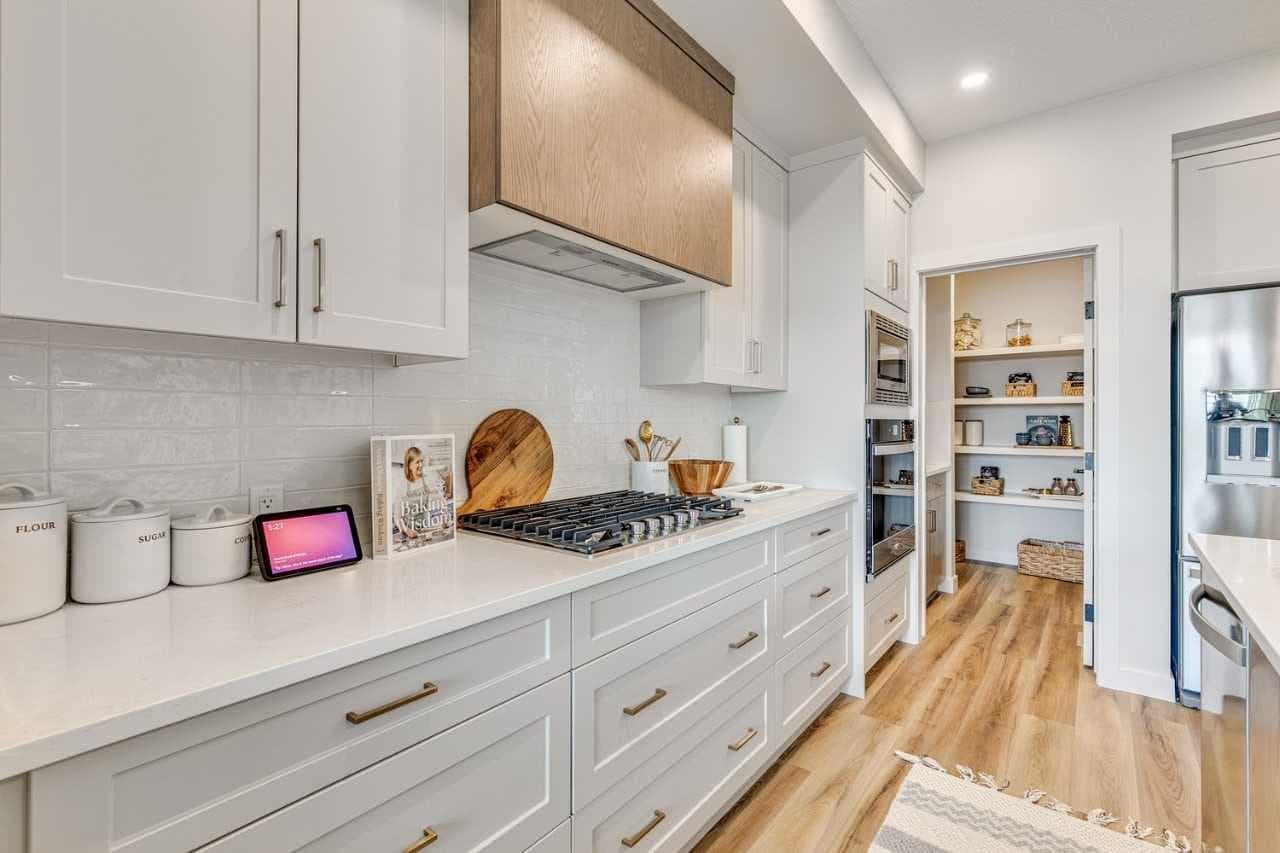 34 Amblefield Common NW — photo 4