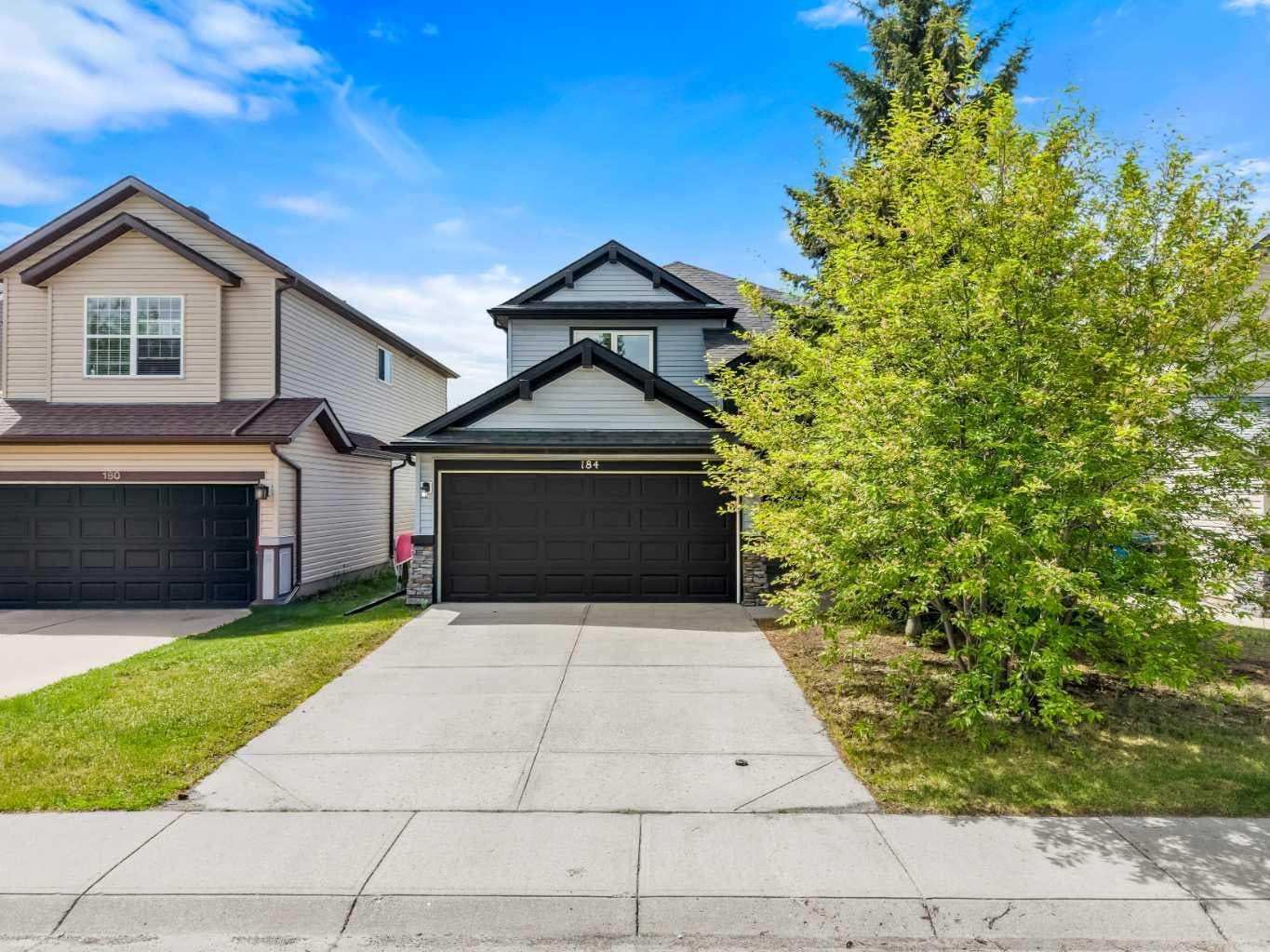 184 Somerglen Common SW — photo 1