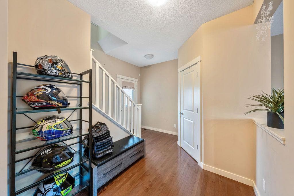 1625 Copperfield Boulevard SE — photo 4