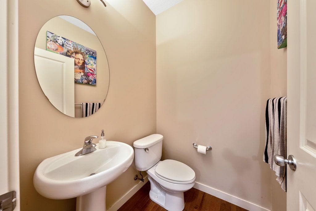 1625 Copperfield Boulevard SE — photo 5