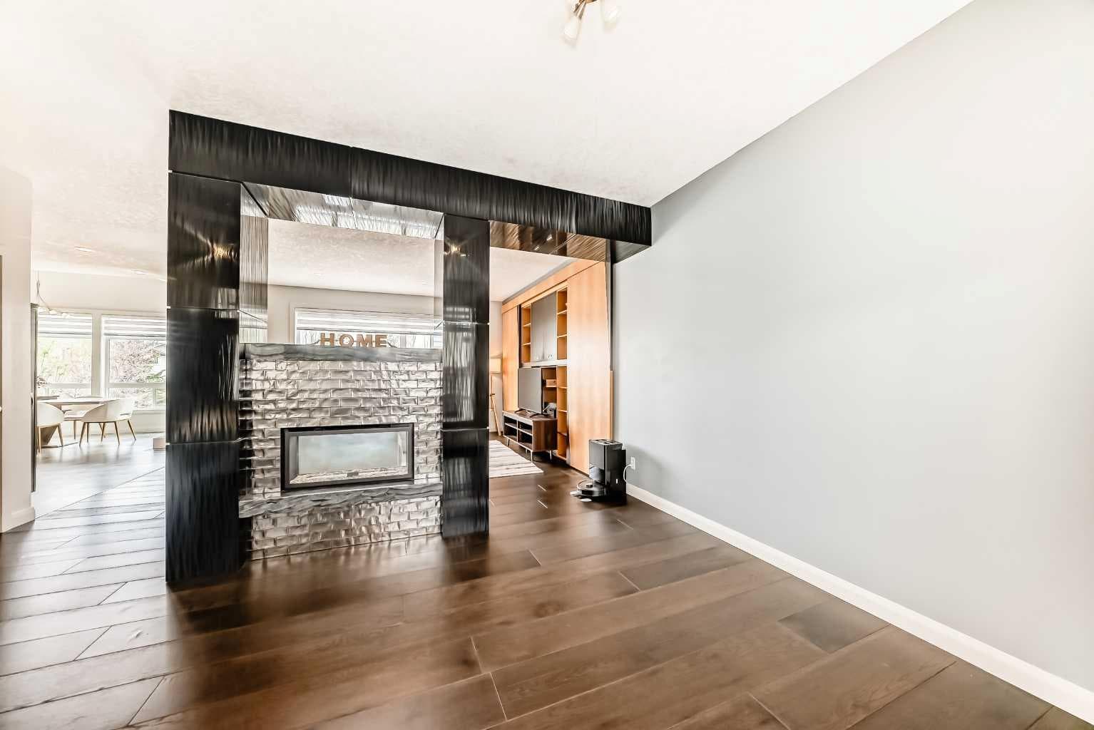11 Cresthaven Bay SW — photo 5