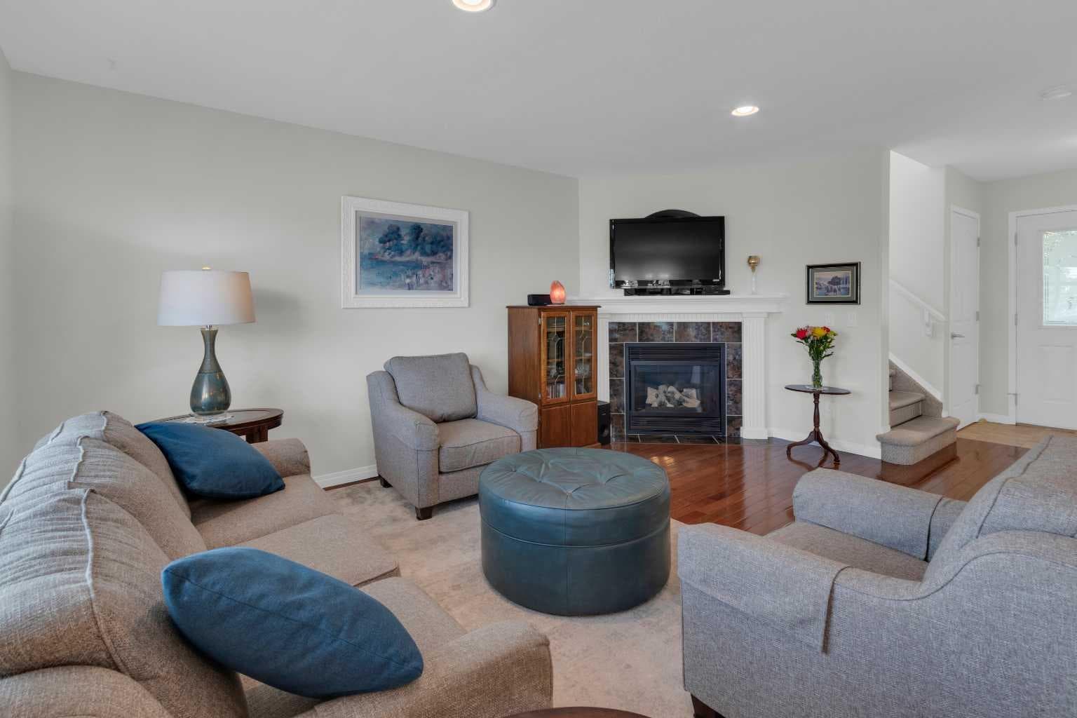 381 Silver Springs Way NW — photo 5