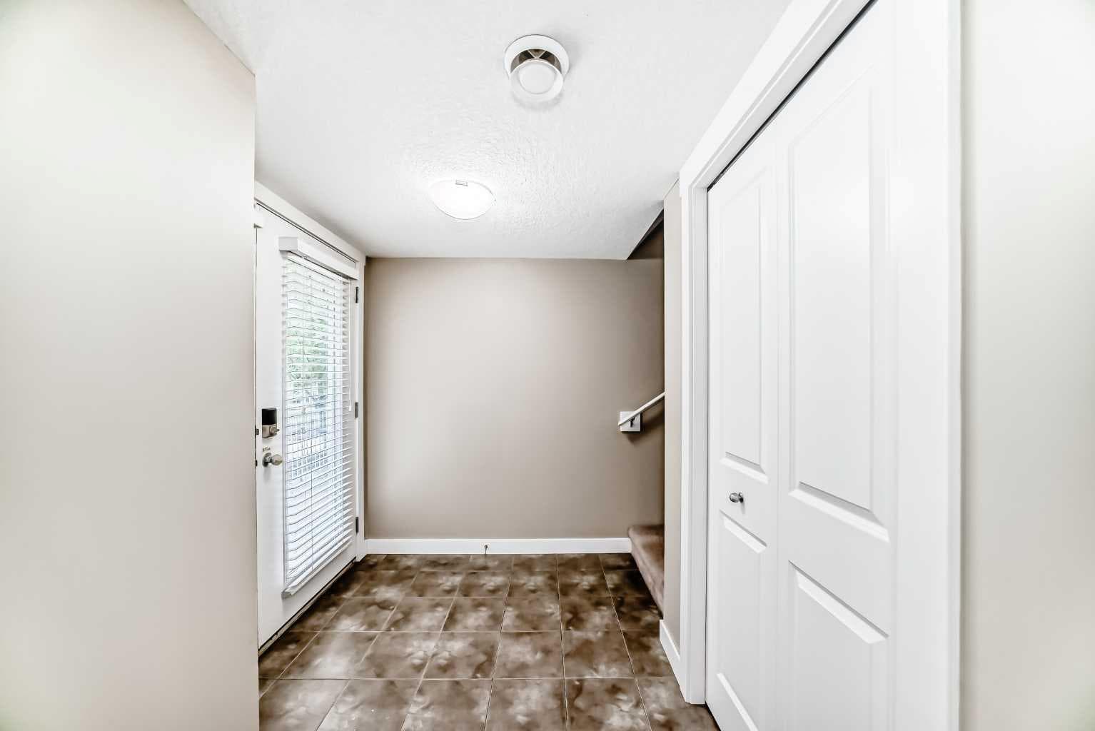 606 Skyview Point Place NE — photo 3