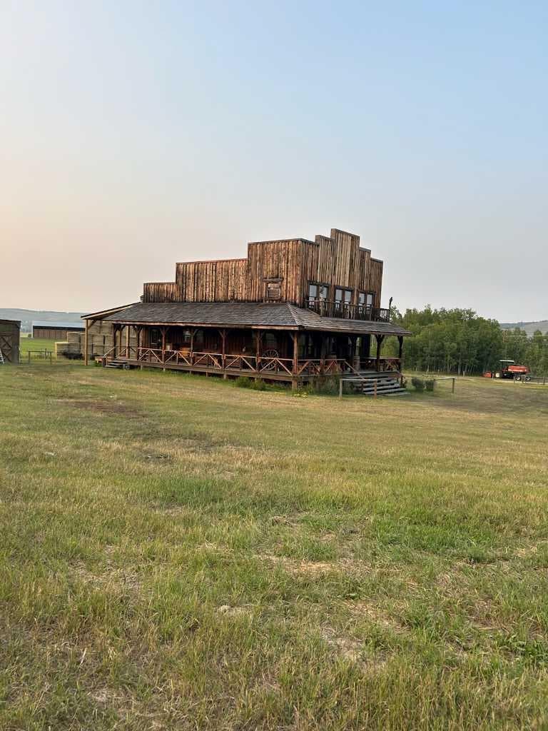 394 ave west — photo 1