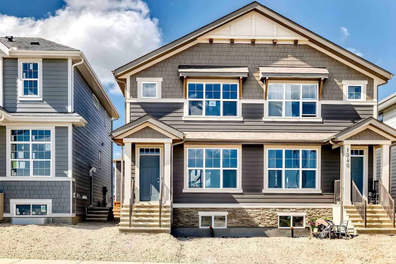 1342 Mahogany Boulevard SE — photo 1