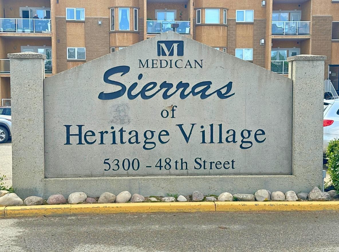 # 318, 5300 48 Street — photo 2