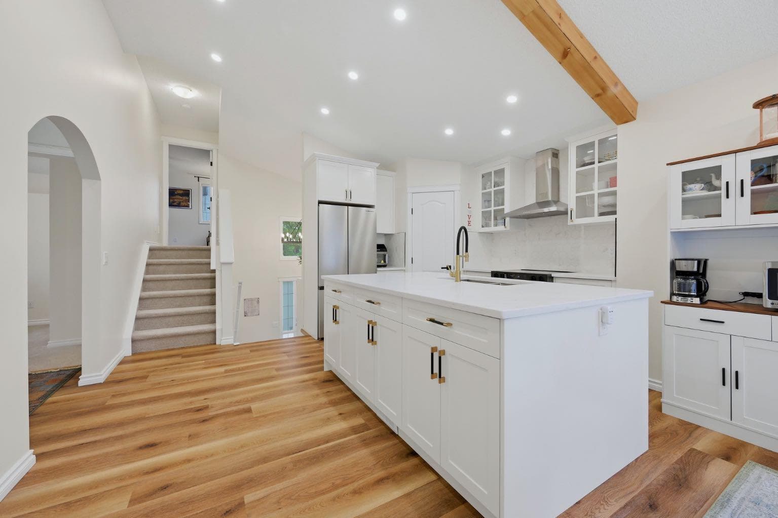 953 Cranston Drive SE — photo 2
