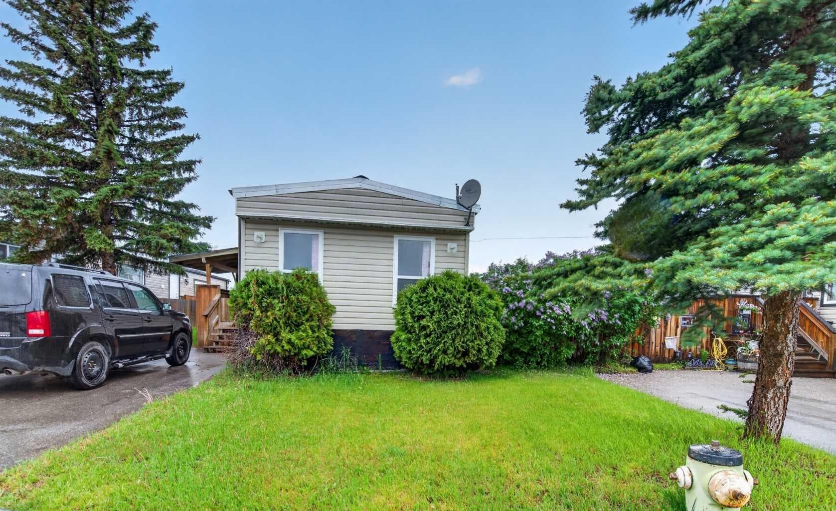 411 Kannell Drive NE — photo 2