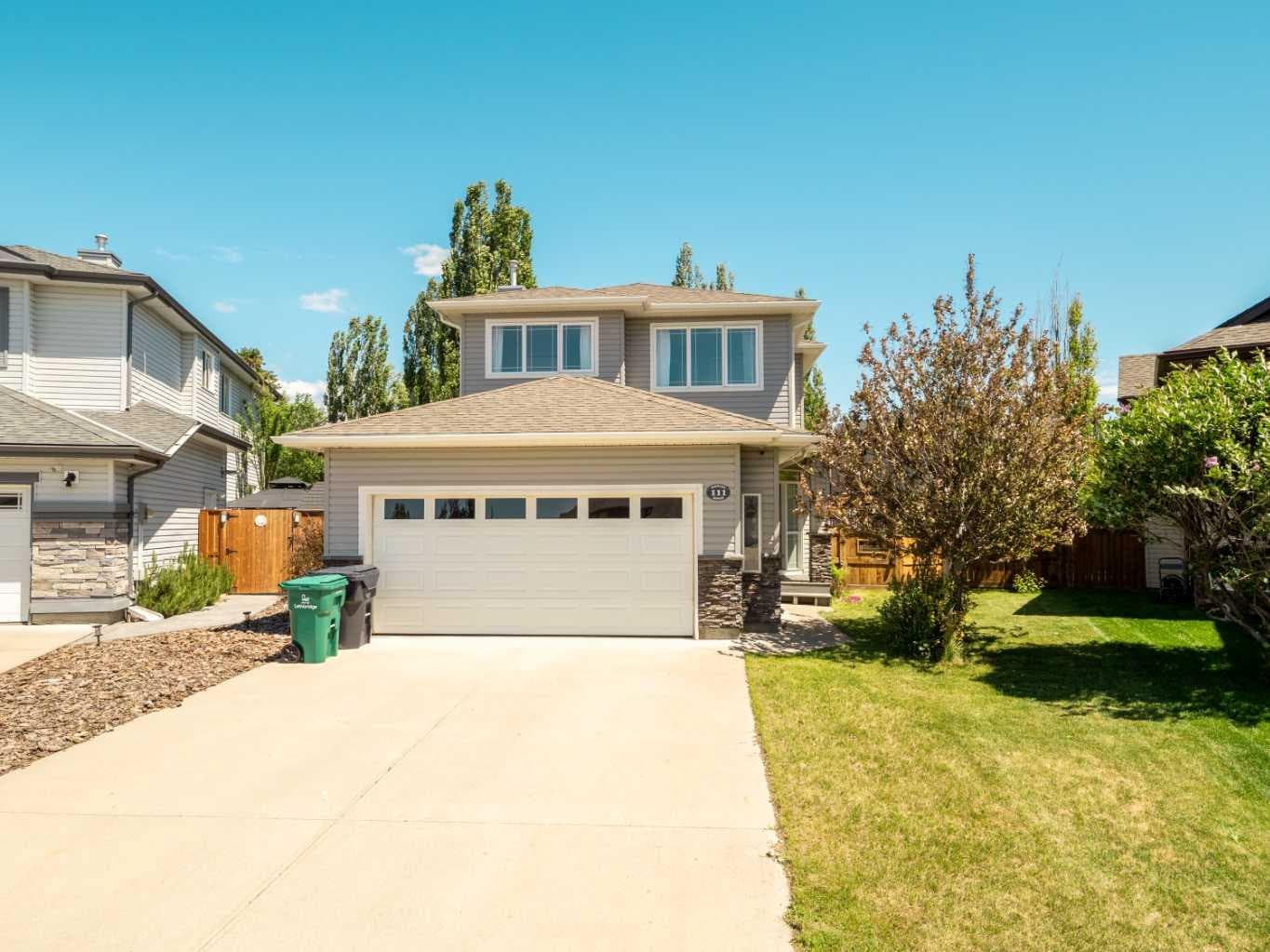 111 Fairmont Road S — photo 1