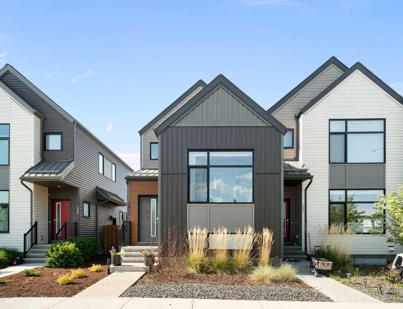 3872 202 Avenue SE — photo 1
