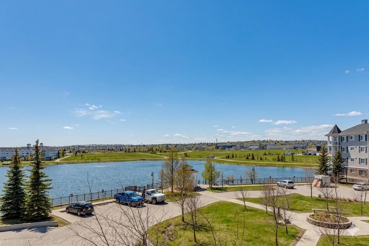 1309, 5 Country Village Park NE — photo 1