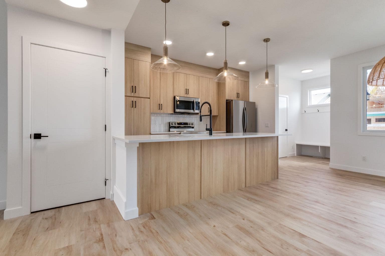 764 Sora Boulevard SE — photo 4