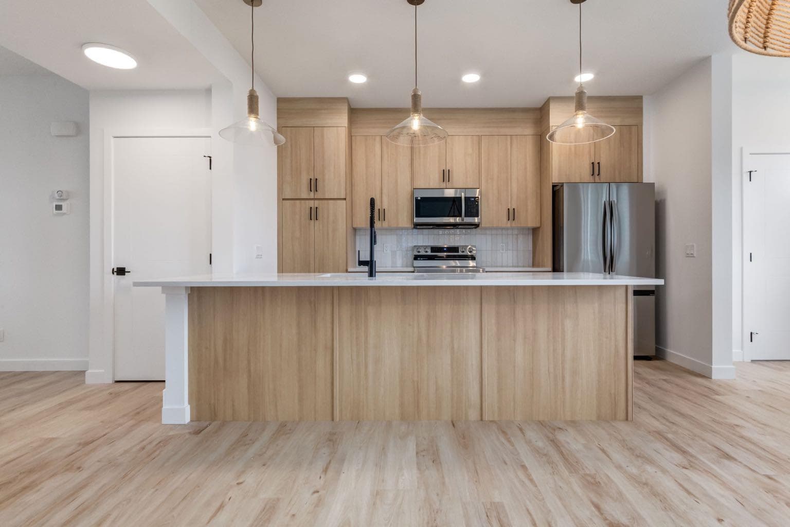 764 Sora Boulevard SE — photo 5