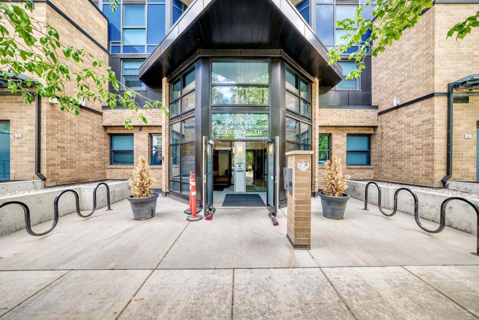 902, 303 13 Avenue SW — photo 4
