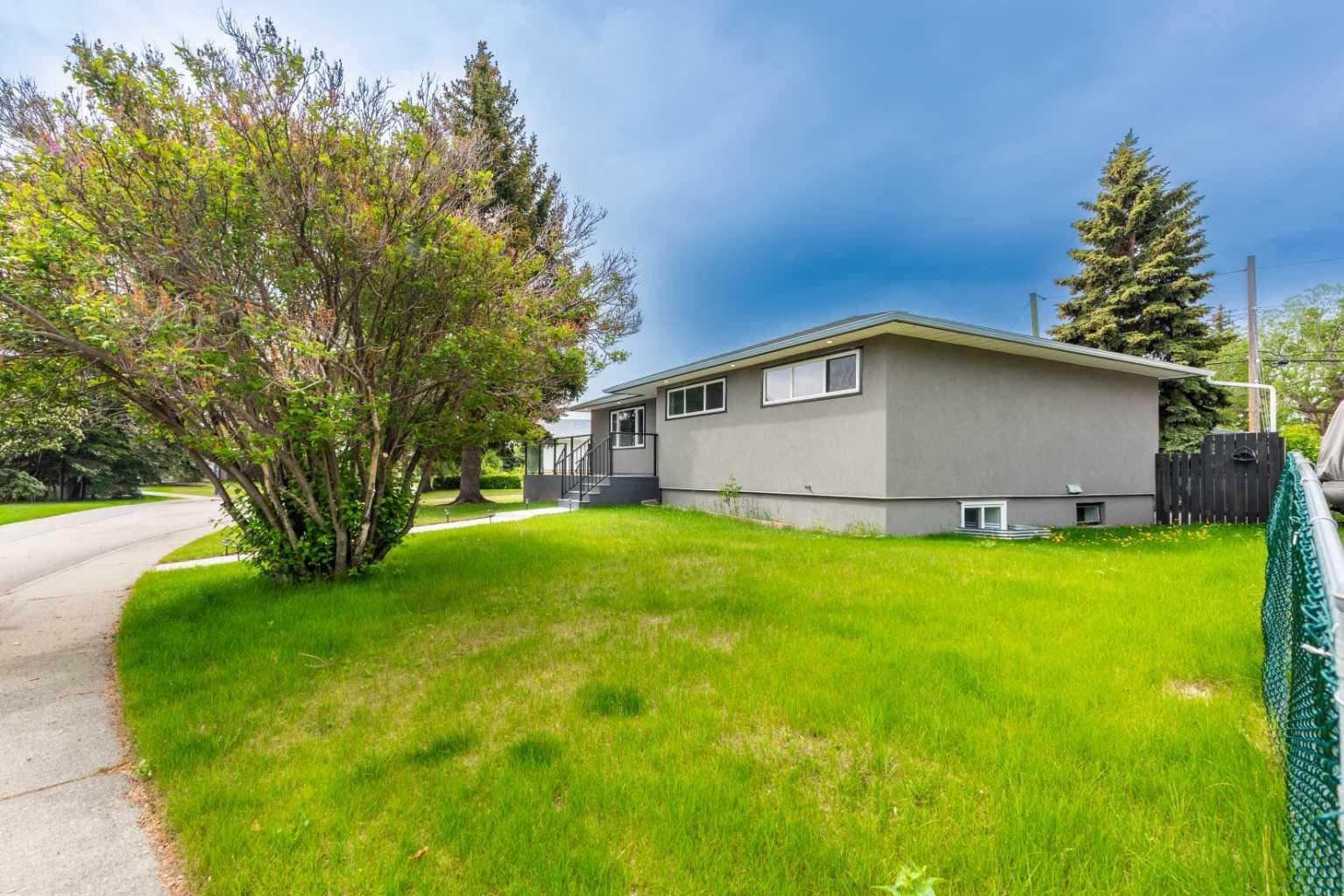 45 Westover Drive SW — photo 3