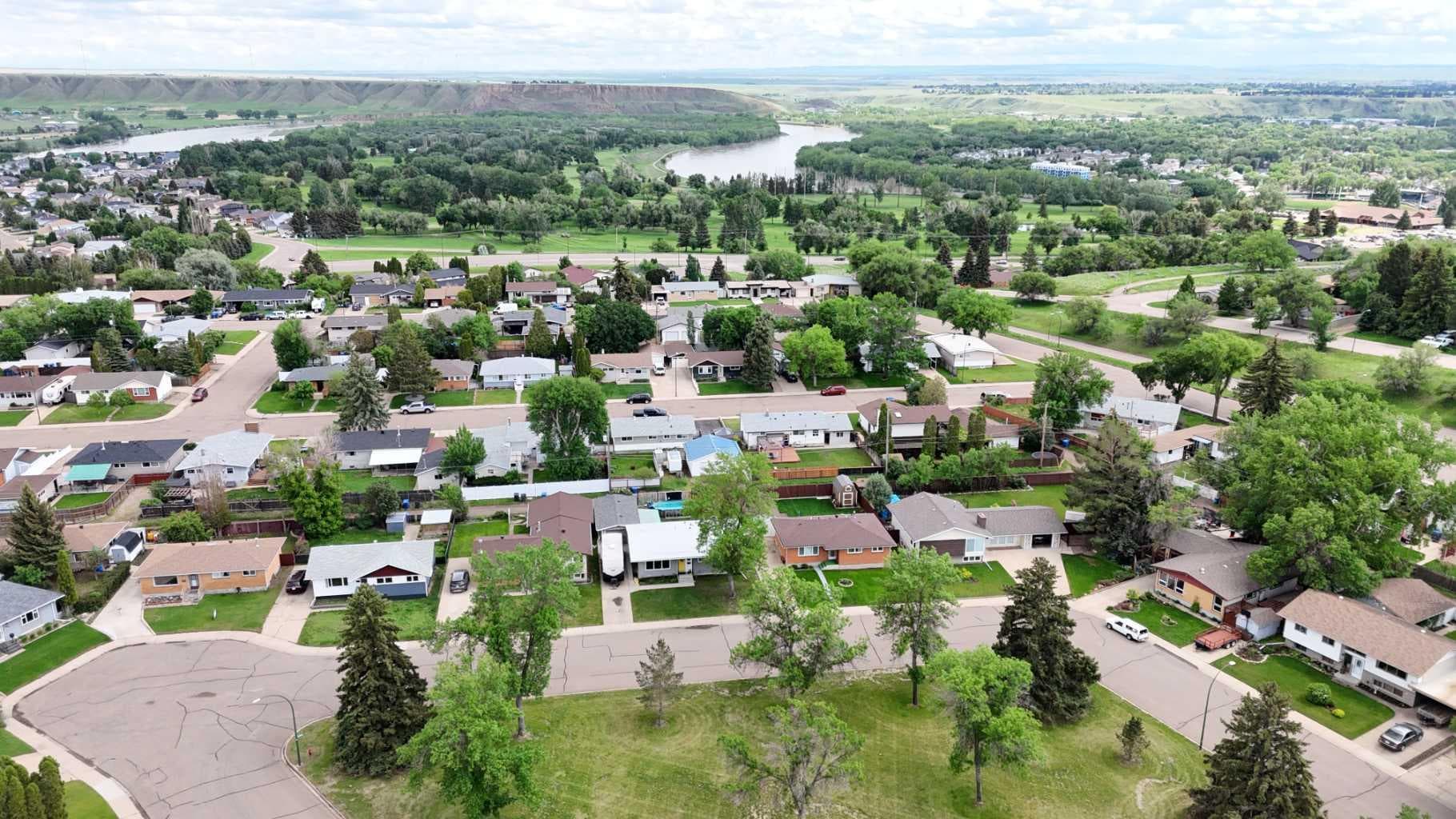 Detached in Northeast Crescent Heights