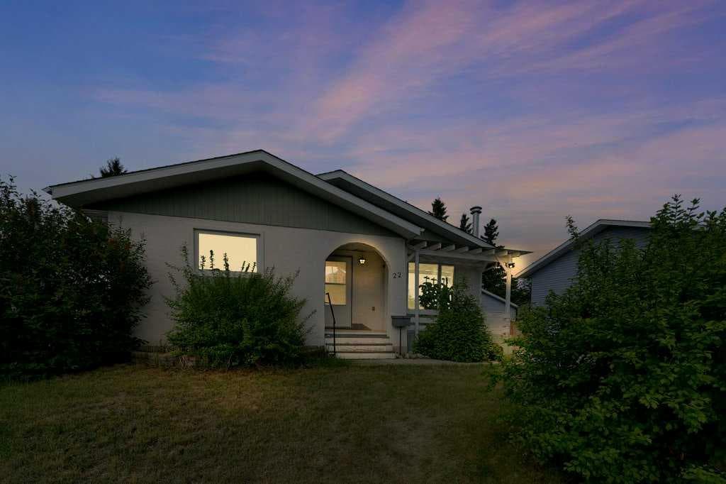 22 Blackstone Avenue — photo 2