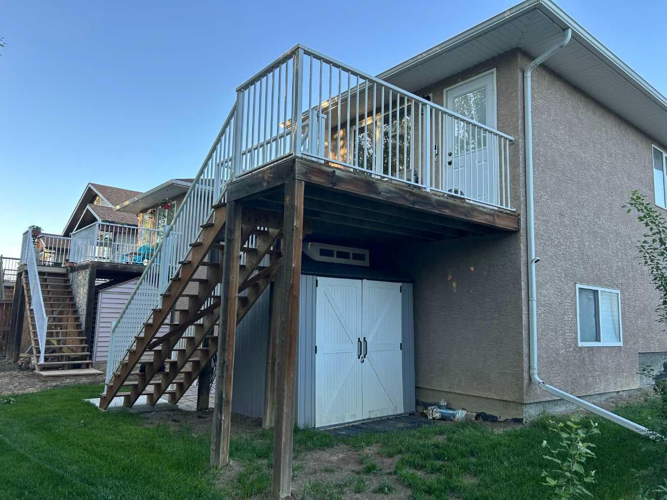 5026 41 Street — photo 4