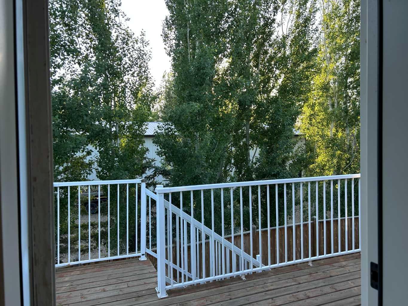 5026 41 Street — photo 5