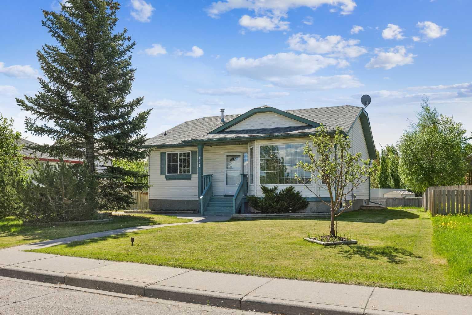 121 Quigley Drive — photo 3