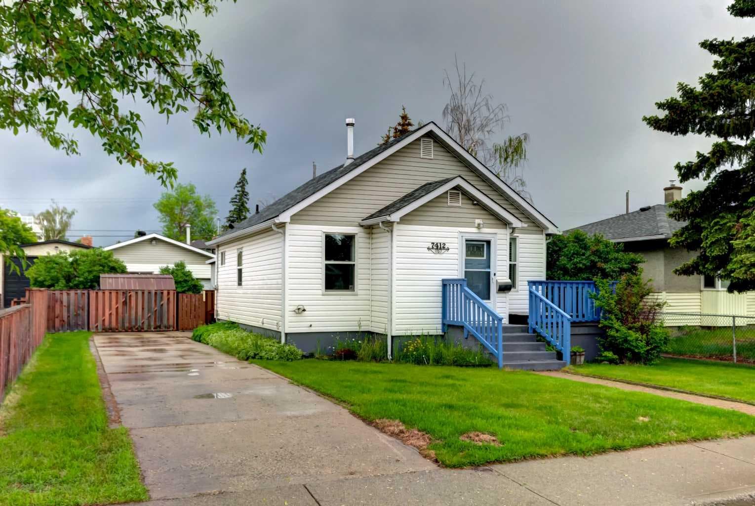 7412 22 Street SE — photo 1